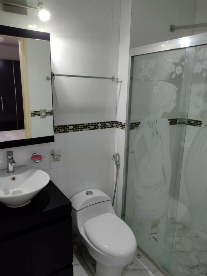 Apartamento Frente Al Aeropuerto De Maiquetia Luaran gambar